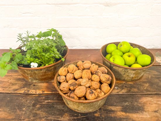 Set 3 Classic Aged Iron Round Bowls - Image 2