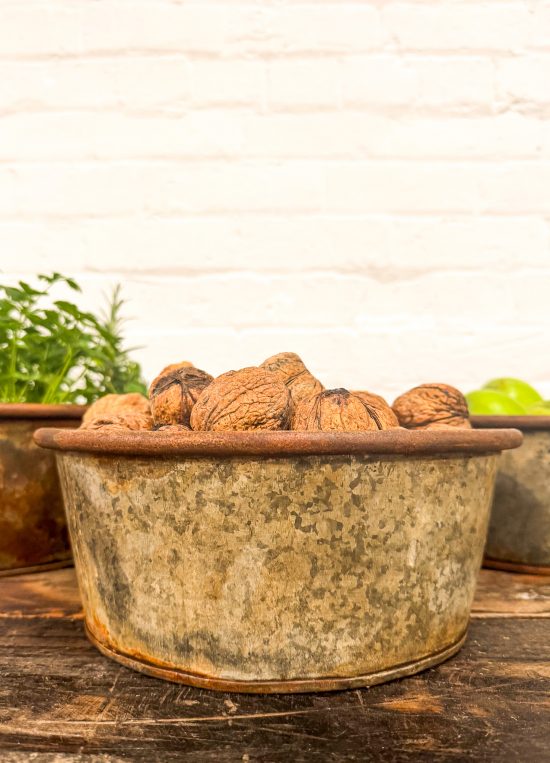Set 3 Classic Aged Iron Round Bowls - Image 4