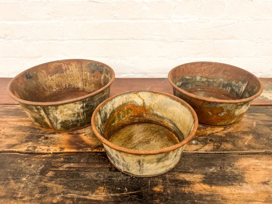 Set 3 Classic Aged Iron Round Bowls - Image 7