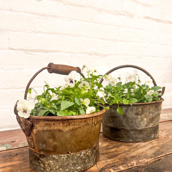 Set 2 round iron buckets with handle