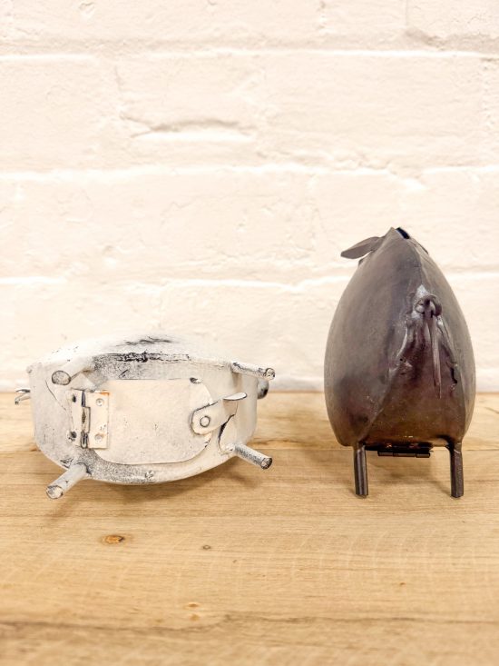 Set 2 Iron Piggy Banks - Image 3