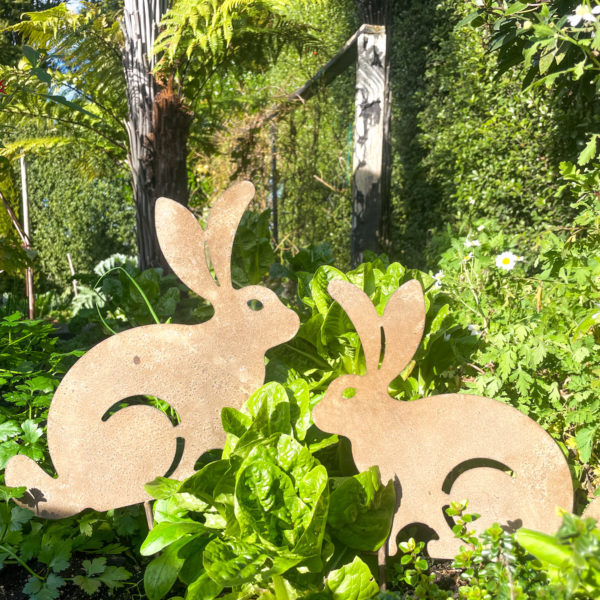 Cottontail & Peter metal garden spikes - set 2